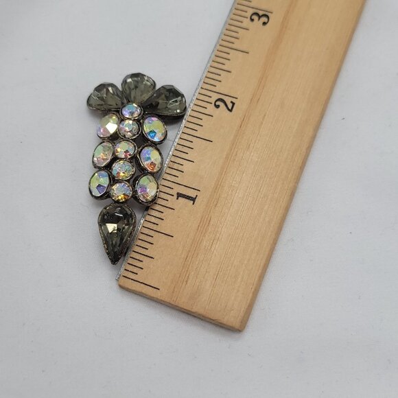 Vtg Aurora Borealis Rhinestone Easter Carrot Brooch Pin Gray Crystal Accents 2" - Picture 7 of 7
